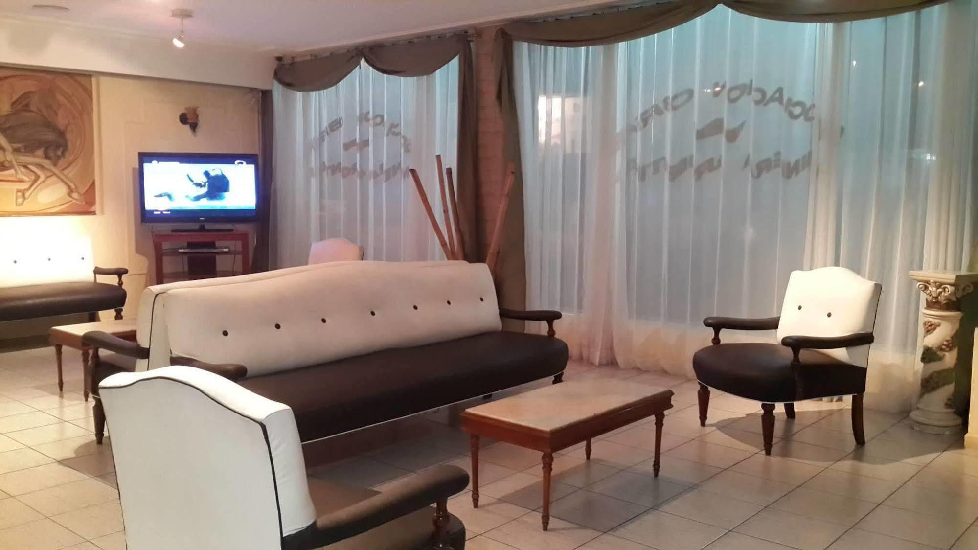 Hotel Aoma مار ديل بلاتا المظهر الخارجي الصورة
